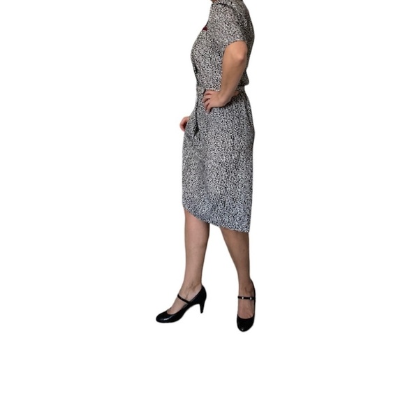 D’Allairds Vintage Dress, Medium - Picture 6 of 10